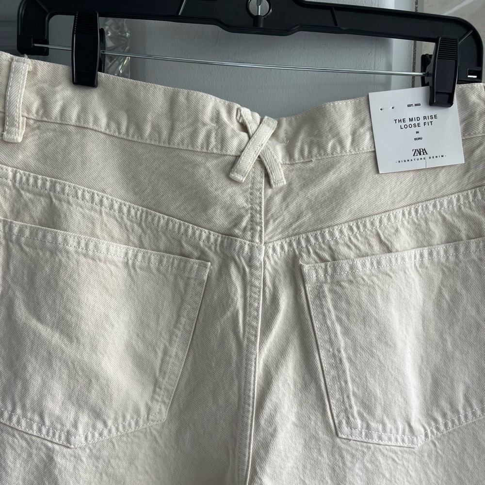 ZARA Mid Rise Loose Fit Denim Ecru - Picture 13 of 15